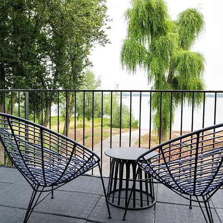 Boutique De Bungelaer Hotel 4*